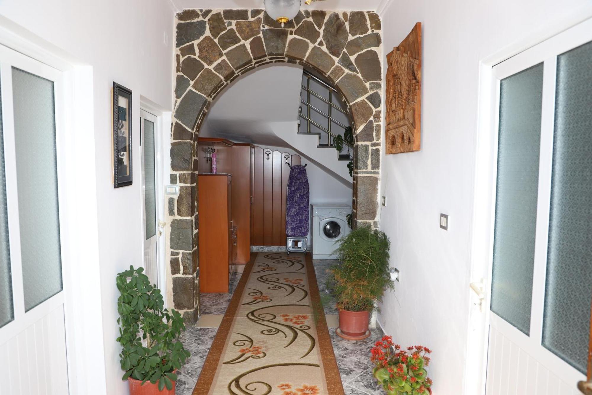 Villa Xherimeja Family Oasis Berat Szoba fotó
